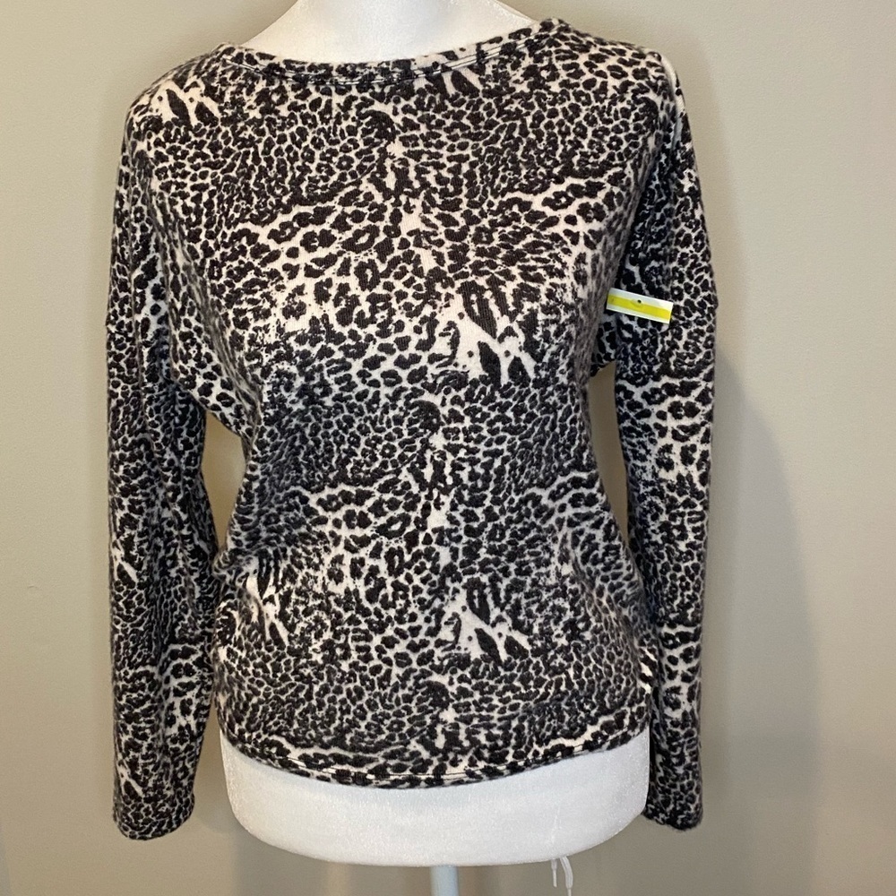 NWT Poof NYC Leopard Print Knot Twist Long Sleeve Top
